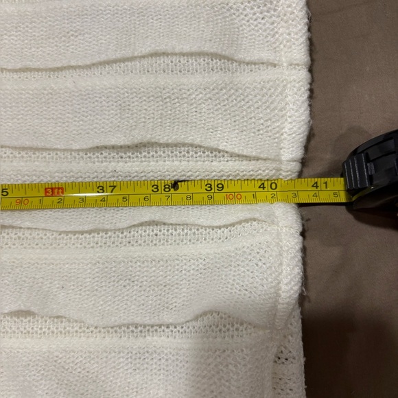 Chico’s Vintage Cream Ruffled Elegant Shaw/Poncho Lightweight Women’s OS - Picture 3 of 6